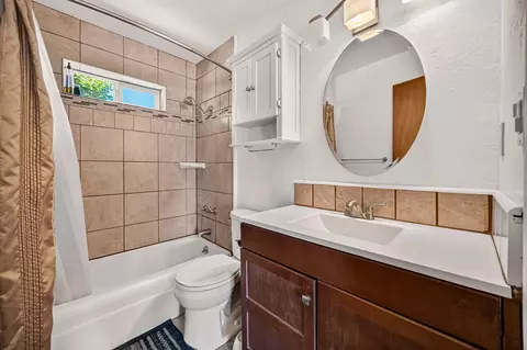 Bath - 254 Aspen St, Chester, CA 96020 photo 5 of 5