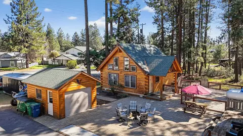 Exterior - 645 Main St, Chester, CA 96020 photo 5 of 10