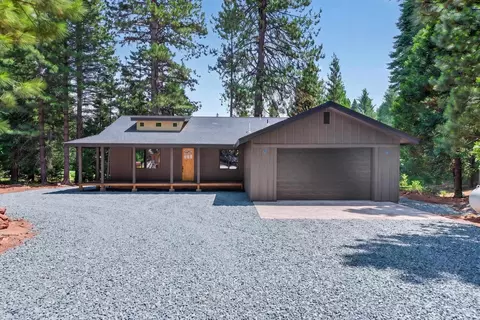1008 Dyer View Rd, Lake Almanor, CA 96137