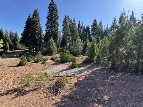 998 Marina Dr, Lake Almanor, CA 96137