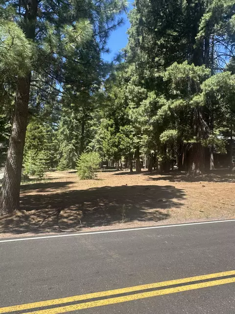 1113 Fairway Pines Rd, Lake Almanor, CA 96137