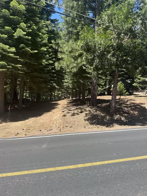 719 Peninsula Dr, Lake Almanor, CA 96137