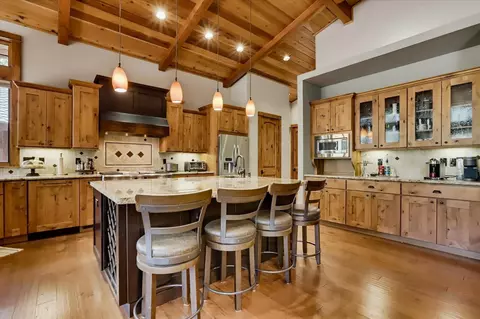 Kitchen - 243 Black Bear Trl, Clio, CA 96106 photo 3 of 7