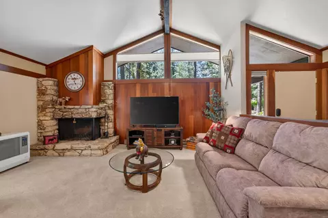 Living - 41 Graeagle Meadows Rd, Graeagle, CA 96103 photo 2 of 3