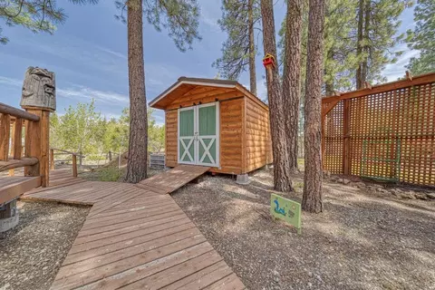 Exterior - 289 Watson Rd, Chester, CA 96020 photo 9 of 12