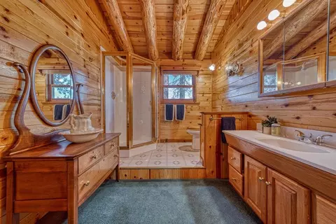 Bath - 289 Watson Rd, Chester, CA 96020 photo 3 of 4