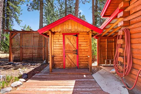 Exterior - 289 Watson Rd, Chester, CA 96020 photo 8 of 12