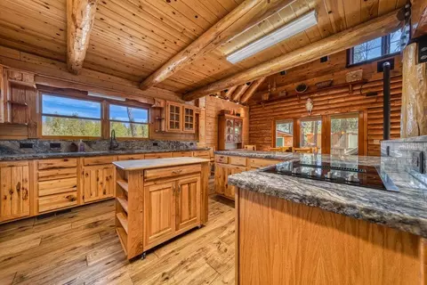 Kitchen - 289 Watson Rd, Chester, CA 96020 photo 1 of 2