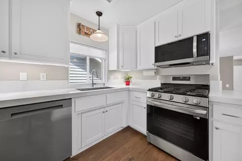 Kitchen - 362 Osprey Loop, Lake Almanor West, CA 96020 photo 3 of 4