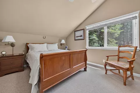 Bedroom - 362 Osprey Loop, Lake Almanor West, CA 96020 photo 3 of 6
