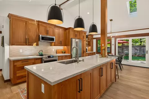 Kitchen - 82 Graeagle Meadows Rd, Graeagle, CA 96103 photo 6 of 8