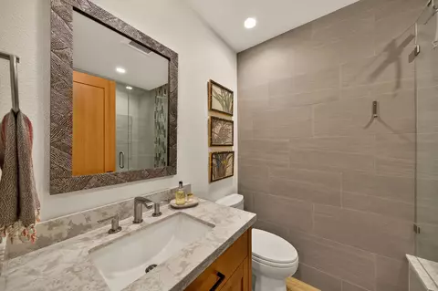 Bath - 82 Graeagle Meadows Rd, Graeagle, CA 96103 photo 3 of 4