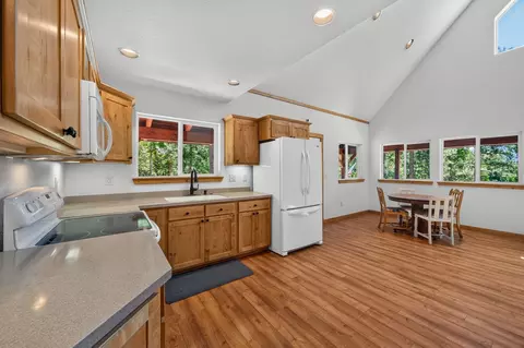 69467 Chipmunk Rd, Blairsden, CA 96103 photo 13