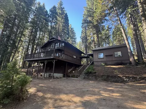 545 Peninsula Dr #1, Lake Almanor, CA 96137