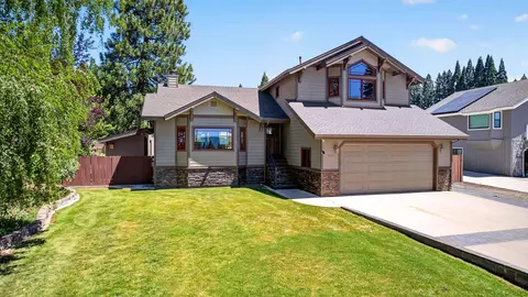 3315 Springwood Cir, Lake Almanor, CA 96137
