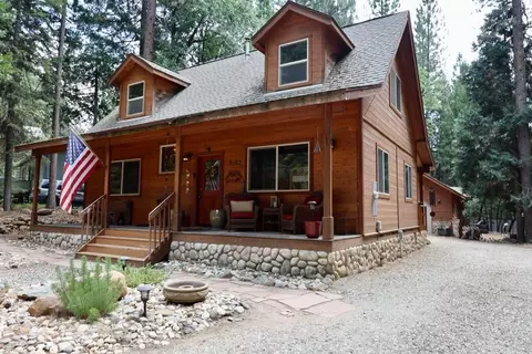 Exterior - 2182 Pine Cone Ln, Quincy, CA 95971 photo 11 of 15