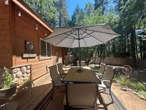 Exterior - 2182 Pine Cone Ln, Quincy, CA 95971 photo 8 of 10
