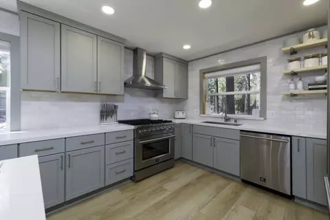 Kitchen - 24 Korominu Trl, Graeagle, CA 96103 photo 8 of 8