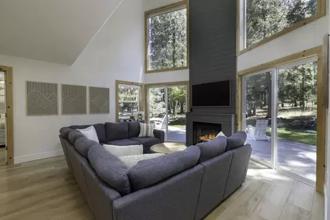 Living - 24 Korominu Trl, Graeagle, CA 96103 photo 1 of 2