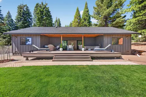 707 Lake Ridge Rd, Lake Almanor, CA 96137