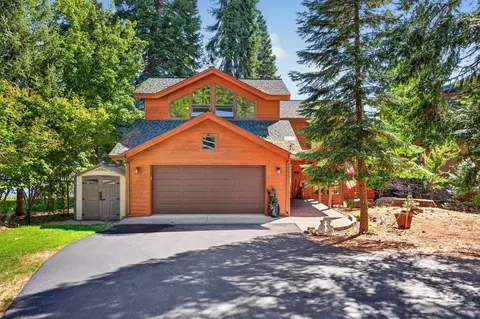 1254 Peninsula Dr, Lake Almanor, CA 96137