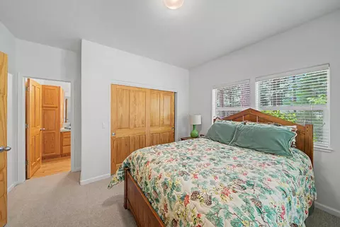 Bedroom - 118 Fox Tail Ln, Clio, CA 96106 photo 3 of 5