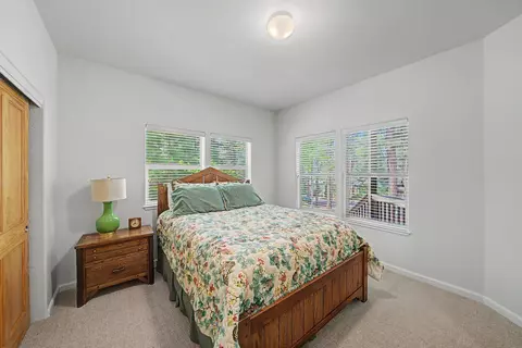Bedroom - 118 Fox Tail Ln, Clio, CA 96106 photo 2 of 5