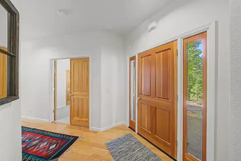 Entry Way - 118 Fox Tail Ln, Clio, CA 96106 photo 4 of 4