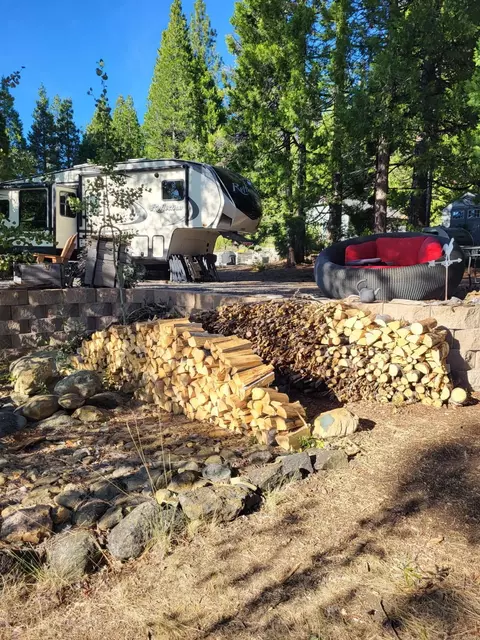 5861 Highway 147, Lake Almanor, CA 96137