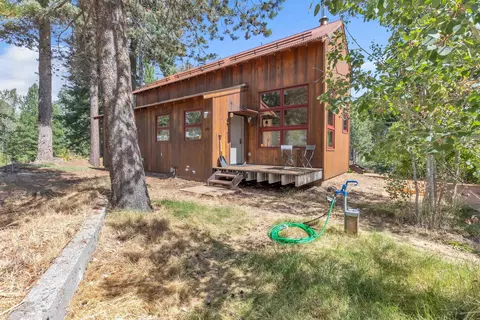 120 Lassen Dr, Westwood, CA 96137