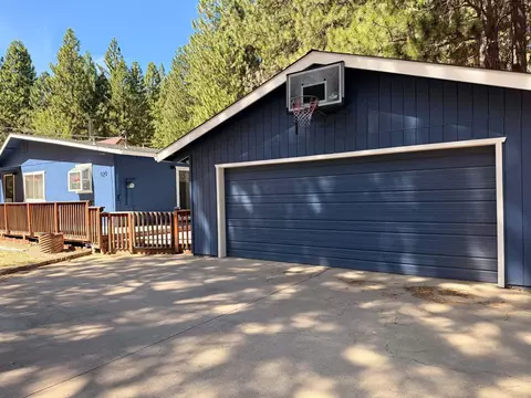 Exterior - 620 Pineleaf Dr, Meadow Valley, CA 95956 photo 2 of 17