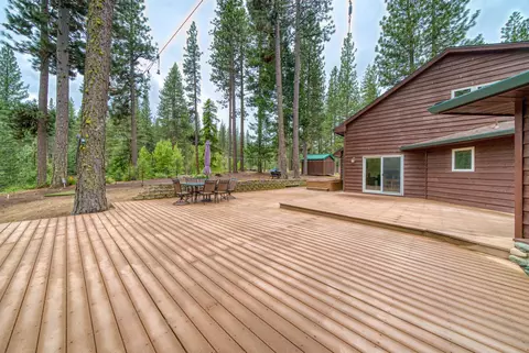 Exterior - 68 Eureka Springs Dr, Blairsden, CA 96103 photo 9 of 11