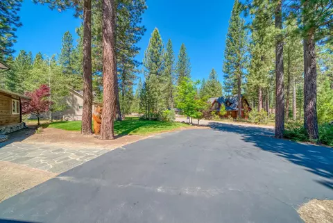 Exterior - 68 Eureka Springs Dr, Blairsden, CA 96103 photo 4 of 11