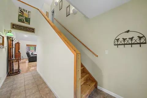 Entry Way - 68 Eureka Springs Dr, Blairsden, CA 96103 photo 4 of 5