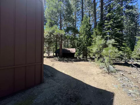 Exterior - 13 Yokut Trl, Graeagle, CA 96103 photo 5 of 8