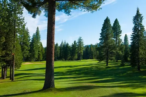 1 Byrd Ct, Lake Almanor, CA 96137