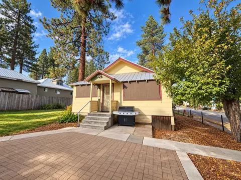 601 Rio Grande St, Portola, CA 96122