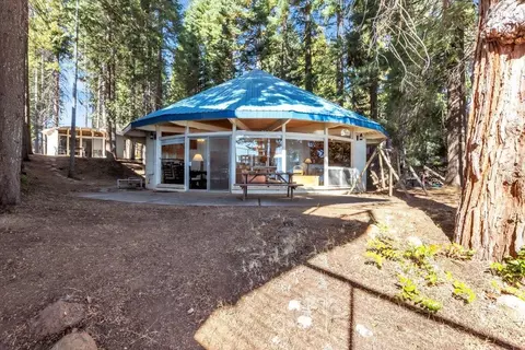 930 Peninsula Dr, Lake Almanor, CA 96137