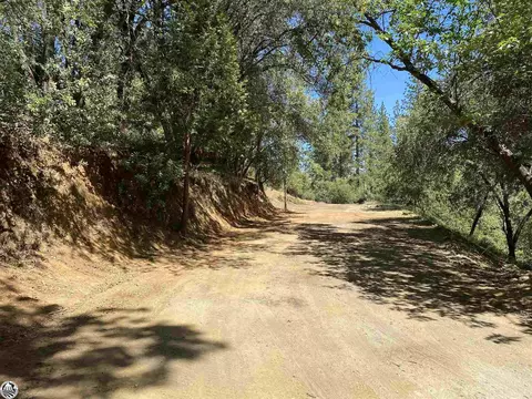 22420 Gunsight Rd, Sonora, CA 95370