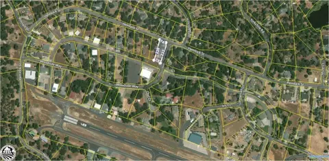 21065 Hemlock St, Groveland, CA 95321