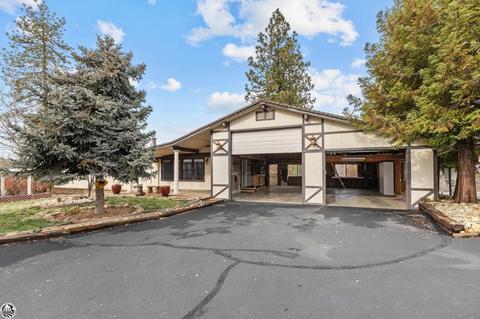 22867 Rolling Woods Dr, Groveland, CA 95321
