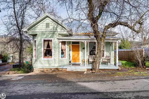 20 Wyckhoff St, Sonora, CA 95370