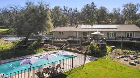 18280 Avenida Bonita, Sonora, CA 95370