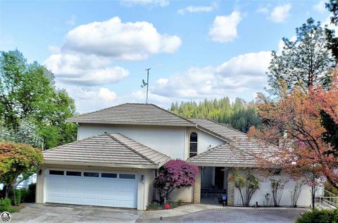 19735 Pleasant View Dr, Groveland, CA 95321
