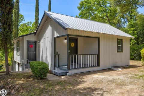 64 Shangrila Ln, Sonora, CA 95370