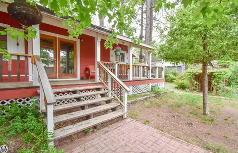 1184 Cedar St, Arnold, CA 95223