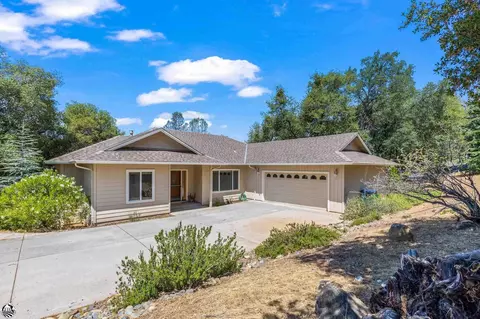 14311 Lake Vista Dr, Sonora, CA 95370