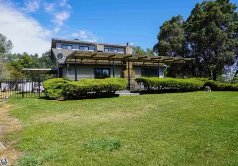 20340 Peaceful Oak R, Sonora, CA 95370