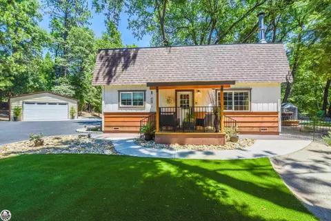 21701 Crystal Falls Dr W, Sonora, CA 95370