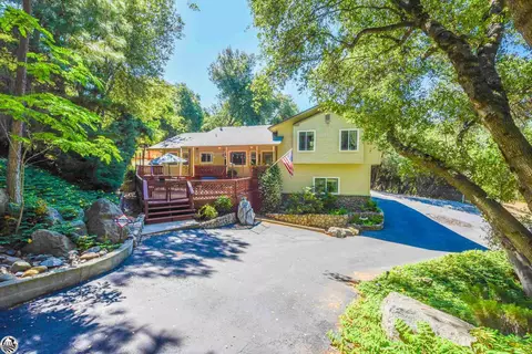 16121 Comet Mine Ct, Sonora, CA 95370